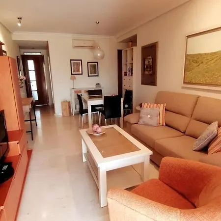 Apartment Familiar Con Jardines Privados,